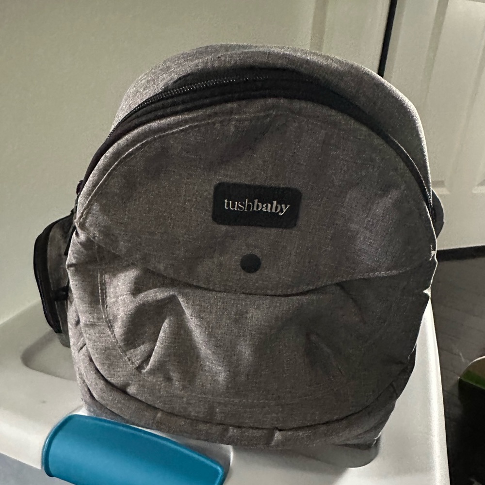 Gray tushbaby